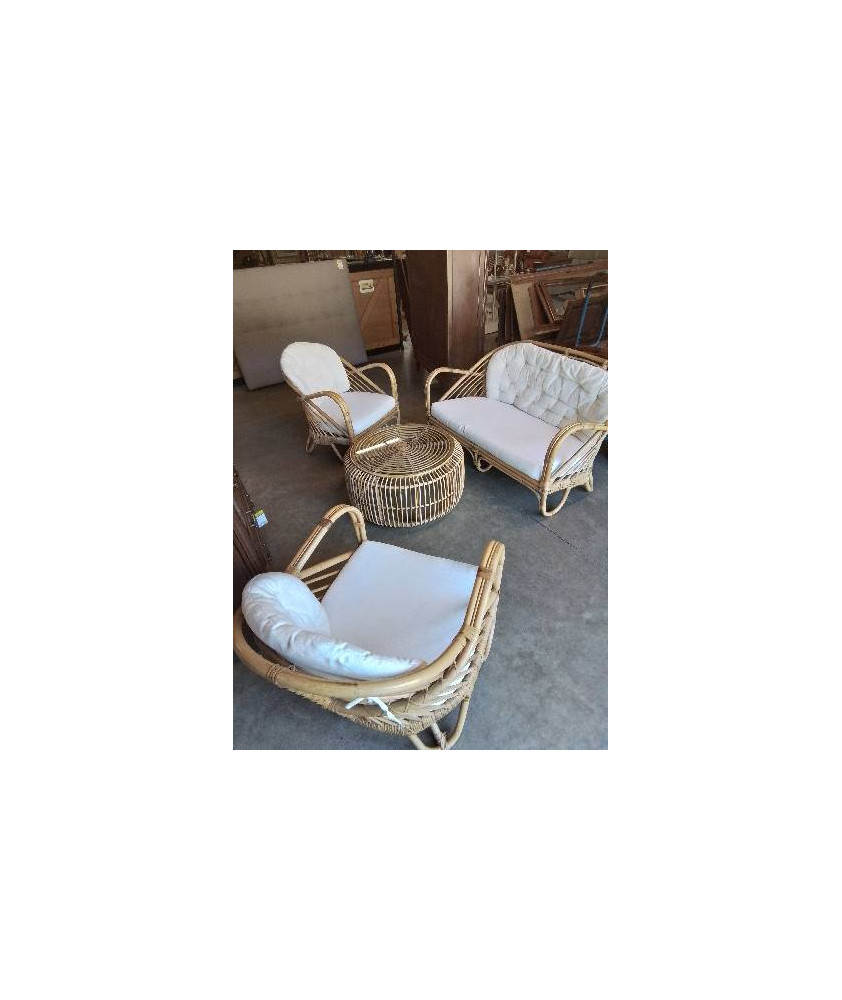 CANAPÉ+2 FAUTEUILS ROTIN ASSISE ET COUSSIN TISSU BLANC+ TABLE BASSE RONDE ROTIN PLATEAU VERRE CANAPÉ+2 FAUTEUILS ROTIN ASSISE ET COUSSIN TISSU BLANC+ TABLE BASSE RONDE ROTIN PLATEAU VERRE