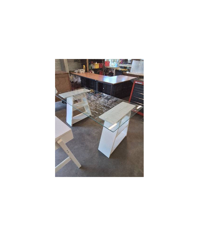 BUREAU RECTANGULAIRE SUR PIEDS BOIS BLANC 2 NICHE PLATEAU VERRE
