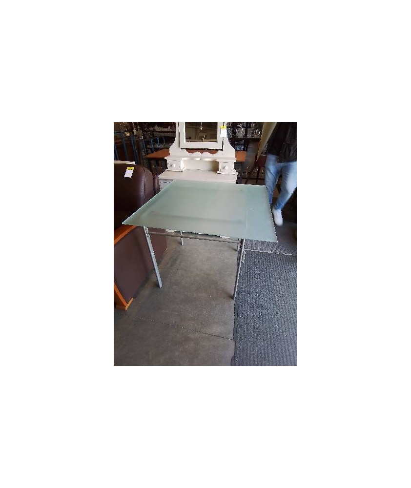 TABLE CARRÉ PIÈTEMENT MÉTAL GRIS PLATEAU VERRE