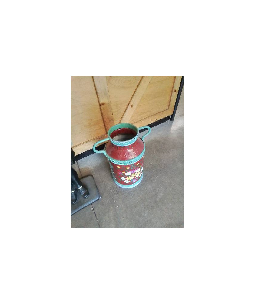 BROC A LAIT MÉTAL PEINT ROUGE ET VERRE AUX FLEURS 