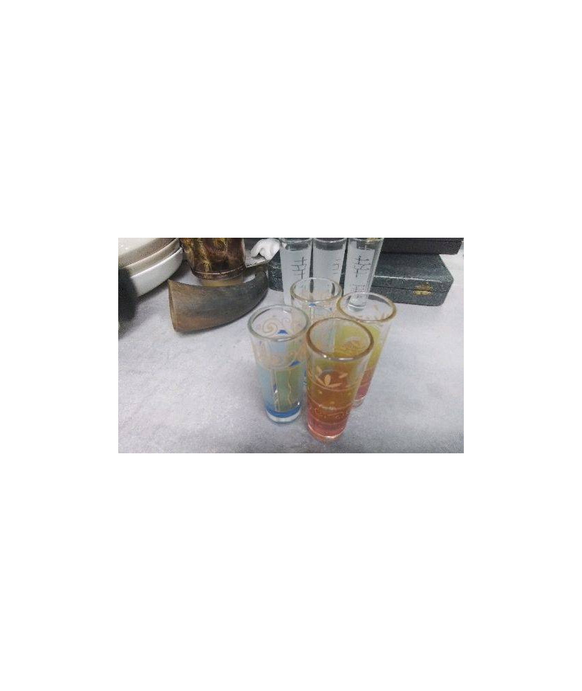 VERRES A LIQUEUR COULEUR X4
