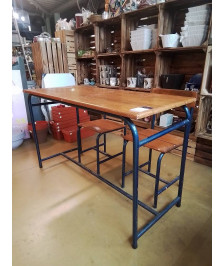 TABLE DE BUREAU + 2 CHAISES