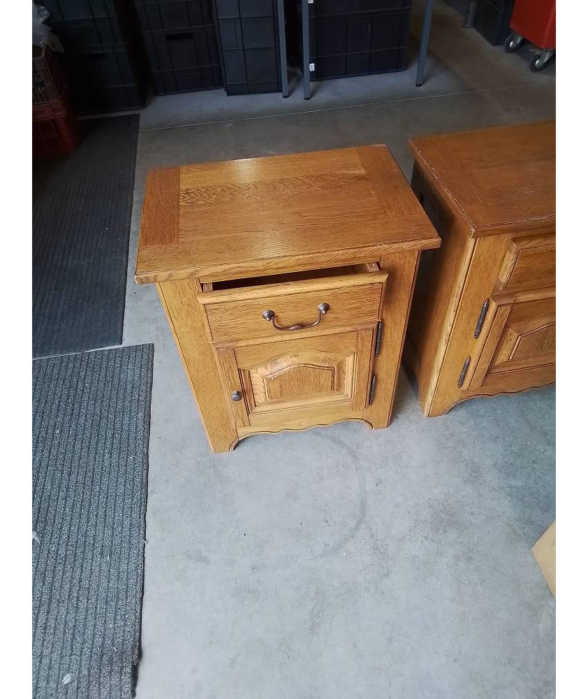 CHEVET CHÊNE CLAIR MOULURÉ 1 TIROIR 1 PORTE