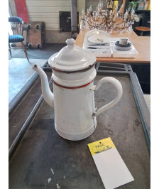 CAFETIÈRE TOLE ÉMAILLÉE BLANC LISERÉ ROUGE XXE