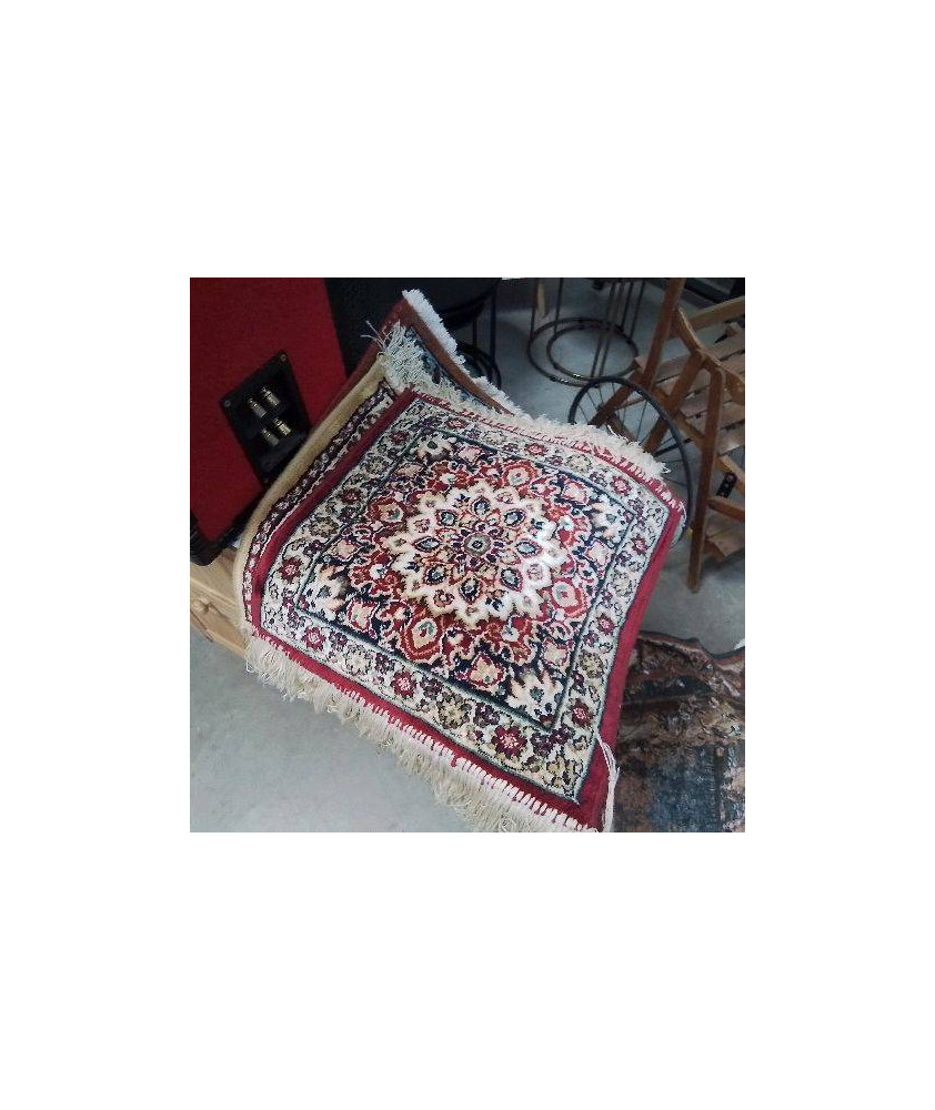 PETIT TAPIS 