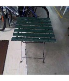 TABLE PLIANTE EXTERIEUR 