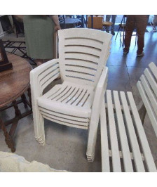 CHAISE D’EXTERIEUR BLANCHE 