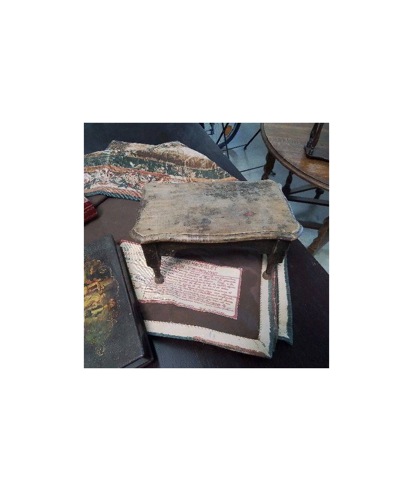 PETIT TABOURET 