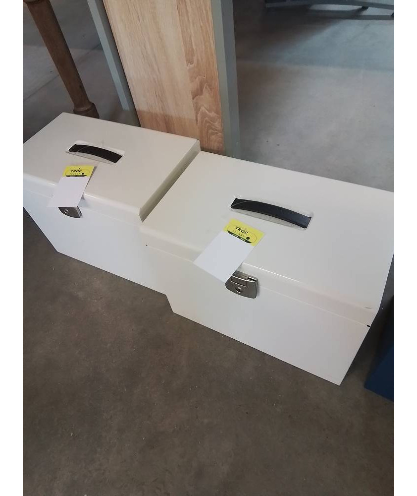 COFFRET MÉTALLIQUE ECRU