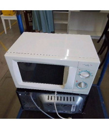 MICRO ONDES DAEWOO BLANC