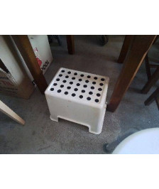 TABOURET BLANC SDB 