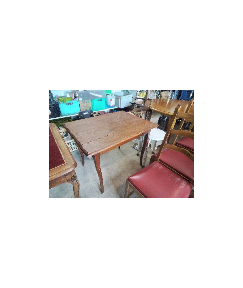 TABLE RECTANGULAIRE EN BOIS 