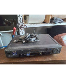 LECTEUR VHS 