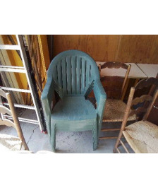 CHAISE D’EXTÉRIEURE VERTE