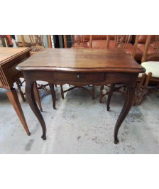 PETITE TABLE D’APPOINT 