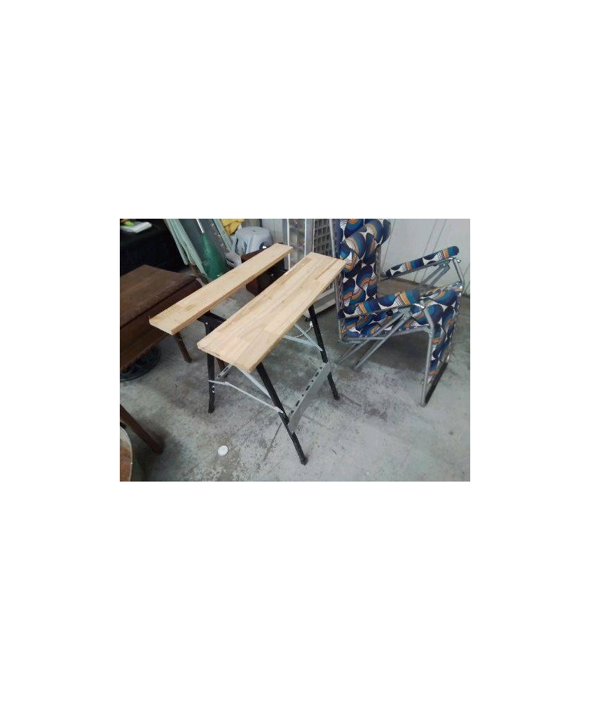 PETIT ETABLI PLIABLE 
