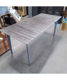 TABLE EXTERIEUR BOIS PIEDS FER
