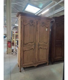 ARMOIRE DE MARIAGE CAUCHOISE BOIS NATUREL SCULPTÉ AU PANIER  226X148X55CM