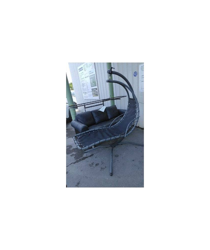 FAUTEUIL SUSPENDU EN L’ETAT 
