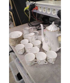 SERVICE A THE PORCELAINE LIMOGES