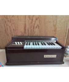 PIANO ORGUE MAGNUS 
