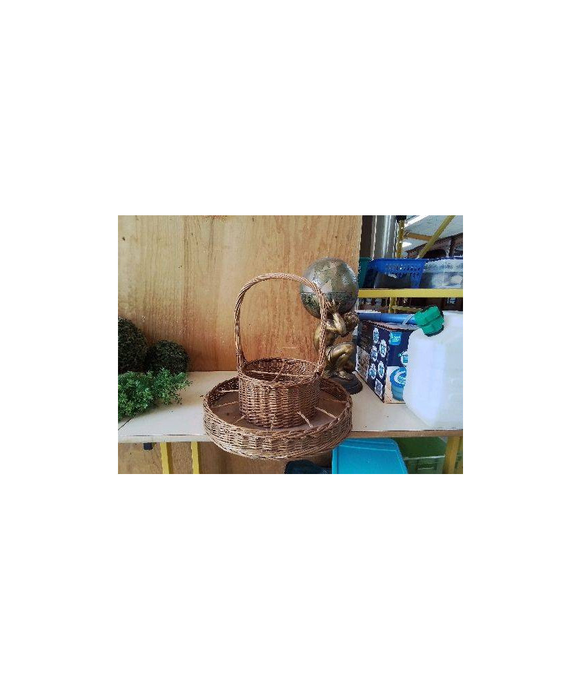 PANIER EN OSIER DECO 