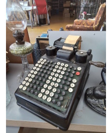 MACHINE A CALCULER