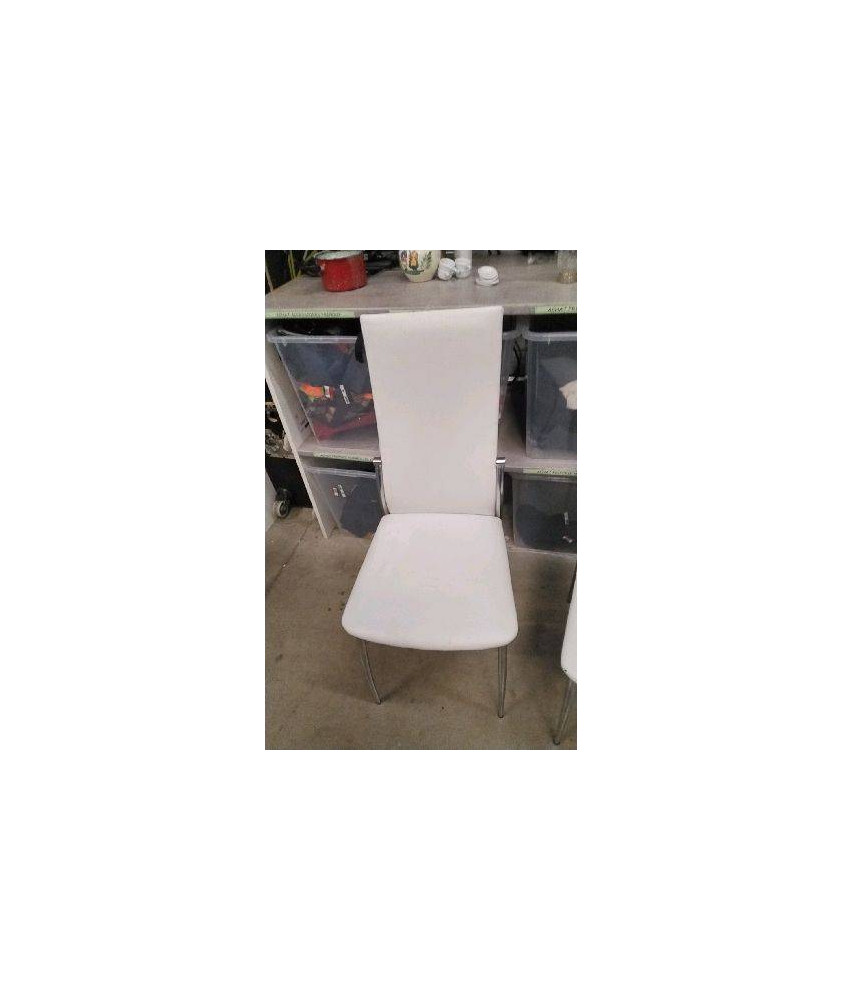 CHAISE 