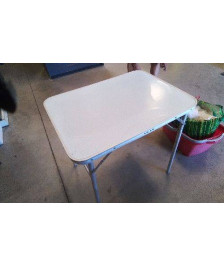 TABLE PLIANTE DE JARDIN