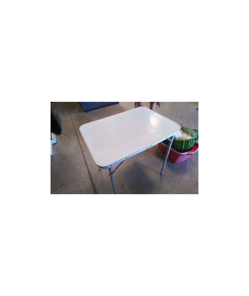 TABLE PLIANTE DE JARDIN