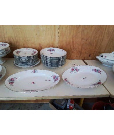 PLAT OVALE PORCELAINE MOTIF ROSE 