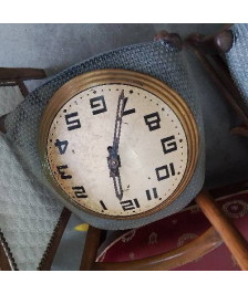 HORLOGE BOMBÉE