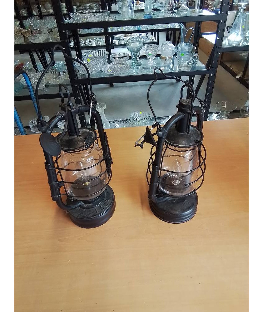 LANTERNE ÉLECTRIFIÉE MÉTAL NOIR ET VERRE