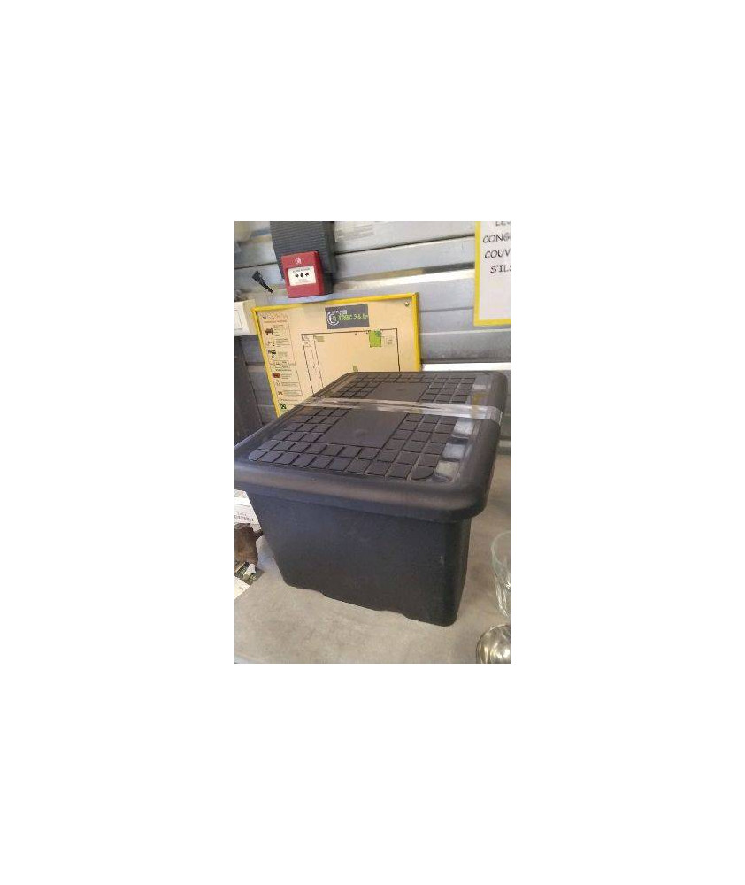 CAISSE PLASTIQUE 