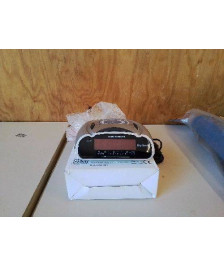 PETIT RADIO REVEIL CLIP SONIC 