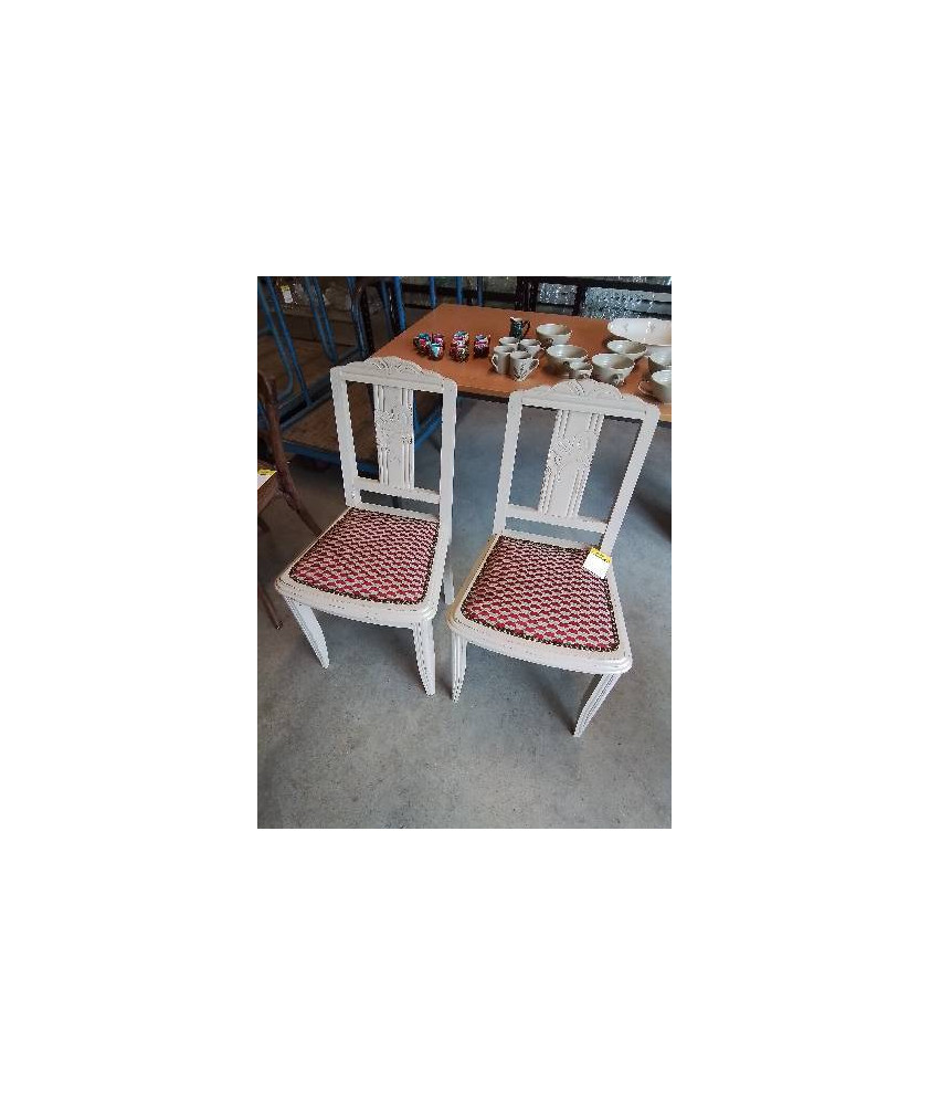 PAIRE DE CHAISES BOIS PEINT BLANC ASSISE TISSU BLANC ROUGE ART DÉCO PAIRE DE CHAISES BOIS PEINT BLANC ASSISE TISSU BLANC ROUGE ART DÉCO