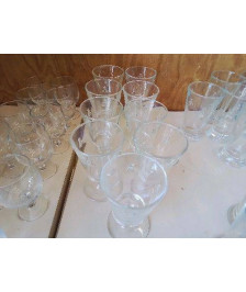 LOT DE 8+1 VERRE À PIED MOTIF ABEILLE 