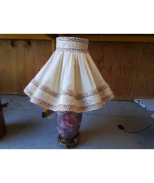 LAMPE DE SALON MOTIF FLORAL AVEC JOLIE ABAJOUR 