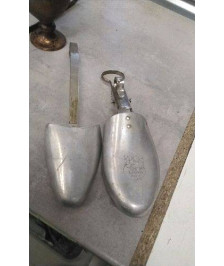 EMBAUCHOIRS METAL 