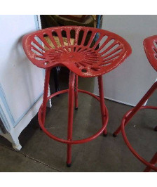 TABOURET A VIS METAL ROUGE