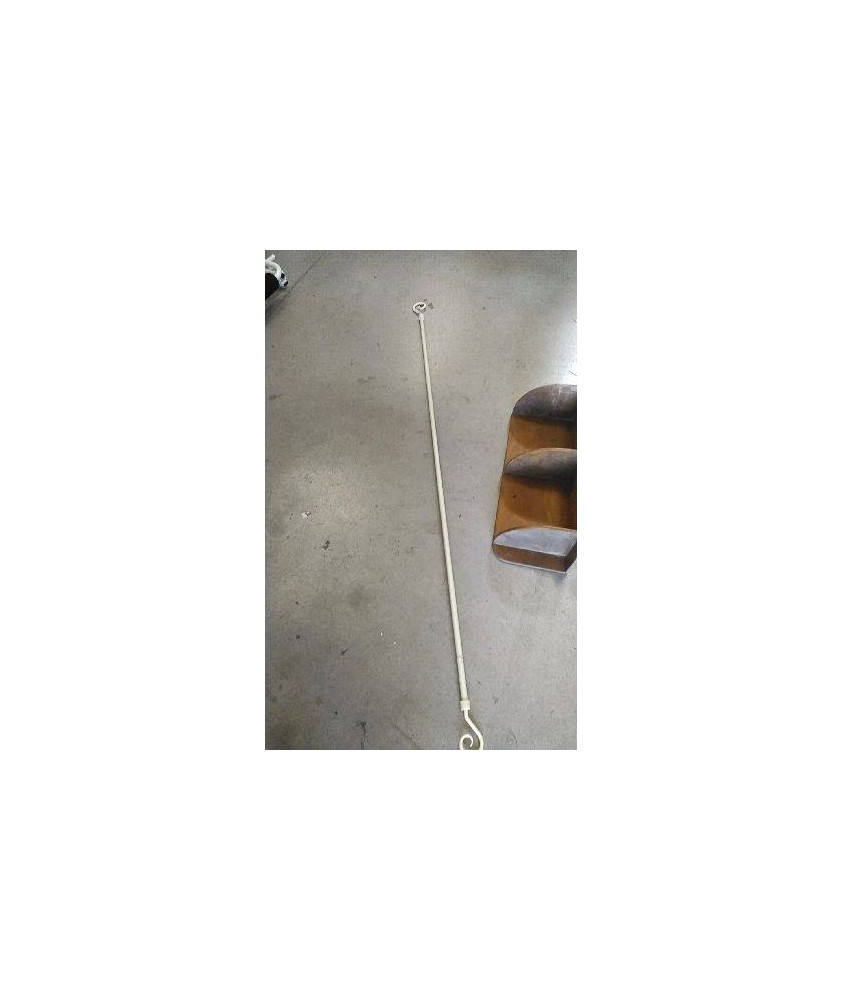 TRINGLE A RIDEAU METAL 