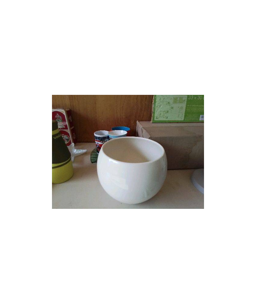 CACHE POT 