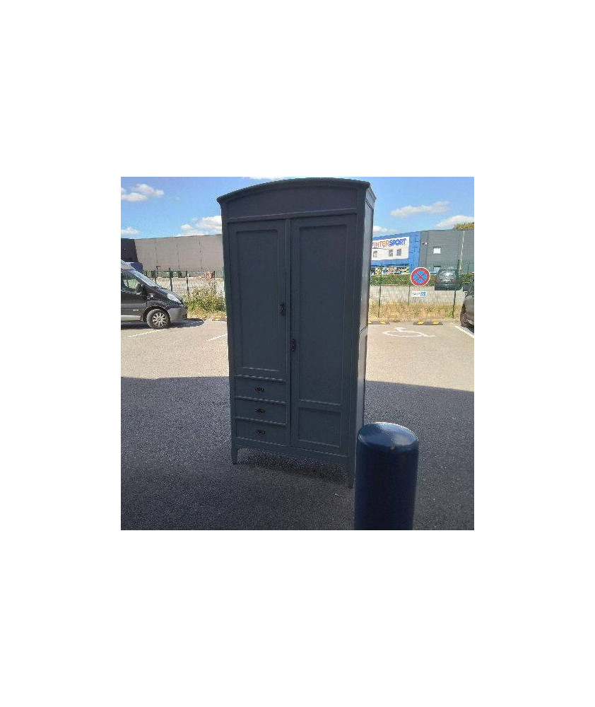ARMOIRE PARISIENNE