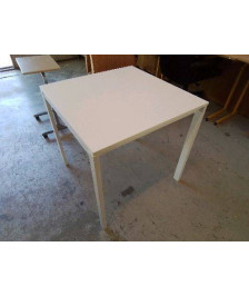 PETITE TABLE BLANCHE 