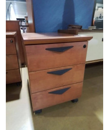 ARMOIRE À TIROIRS