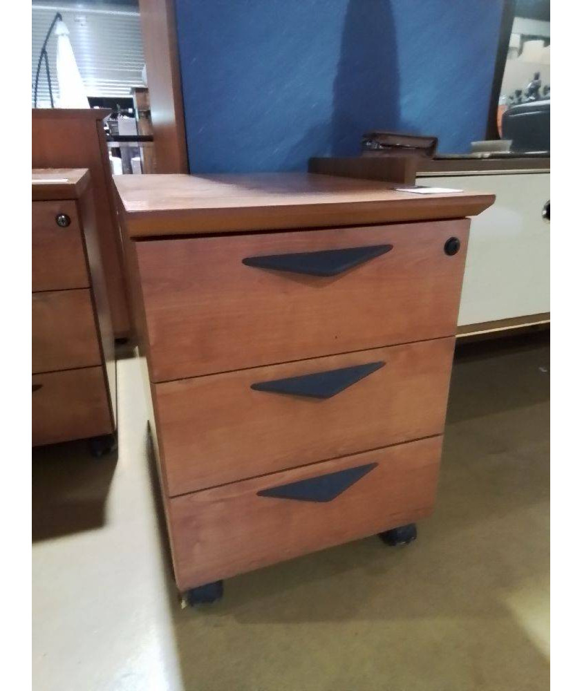 ARMOIRE À TIROIRS