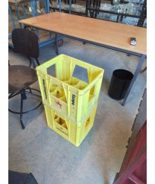 CASIER A BOUTEILLES RÉSINE JAUNE SANPRLLEGRINO