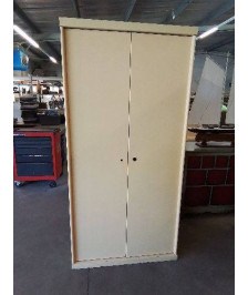 ARMOIRE MÉTALLIQUE CRÈME 2 PORTES EN L\'ÉTAT 