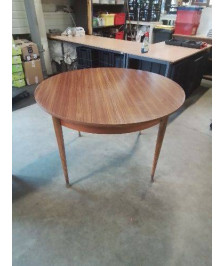TABLE RONDE BOIS ANNÉES 60 EN L\'ÉTAT 115X74CM