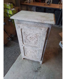 MEUBLE 1 PORTE BOIS SCULPTÉ GRIS CERUSÉ 